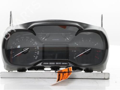 Used Instrument cluster Instrument cluster CITROËN C3 III (SX) 1.2 THP 110 (SXHNPS, SXHNZT, SXHNZ6) (110 hp) 38618350 38618350