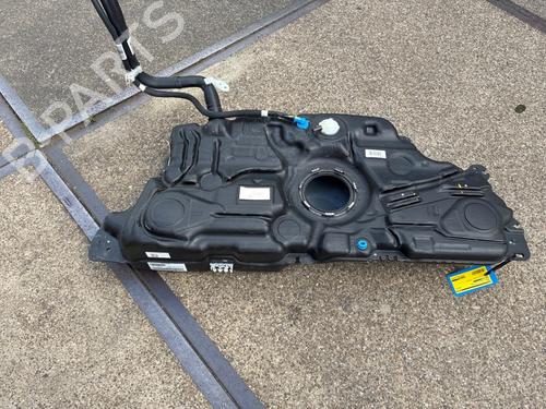 Fuel tank PEUGEOT 308 III (FB_, FH_, FP_, F3_, FM_) BlueHDi 130 (FBYHZL, FBYHZT) | BP29241511C62 