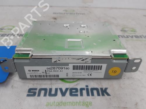 Used Radio PEUGEOT 208 II (UB_, UP_, UW_, UJ_) 1.2 PureTech 100 (101 hp) 21194379