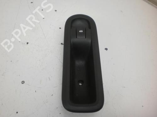 Used Switch Switch RENAULT TWINGO II (CN0_) 1.5 dCi 90 (86 hp) 40594953 40594953