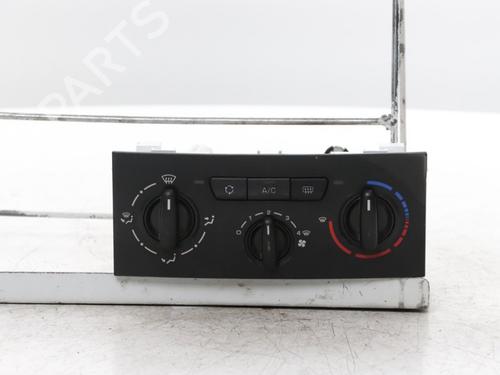 Used Climate control Climate control 38111312 38111312