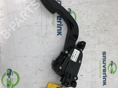 Used Pedal RENAULT TWINGO II (CN0_) 1.2 16V (CN0K, CN0V, CN0A) (76 hp) 24166094