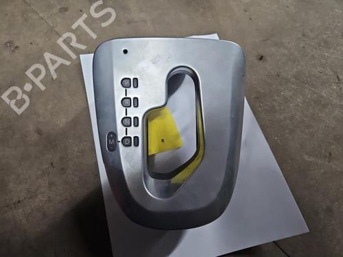 Used Middle console Middle console RENAULT VEL SATIS (BJ0_) 3.0 dCi (BJ0J, BJ0N) (177 hp) 40567413 40567413