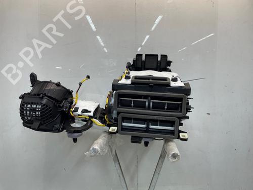 Used Heater matrix box Heater matrix box PEUGEOT 3008 III (KA_, KB_, KC_) Plug-in Hybrid 195 (KBDGK3) (194 hp) 34563042 34563042