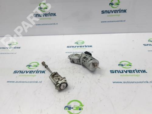 ignition-barrel-peugeot-508-i-8d_-20-hdi-4162wk-1613302180-2010-2011-2012-2013-2014-2015-2016-2017-2018-10801037 main image