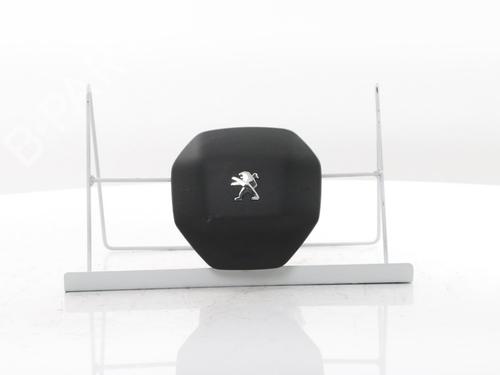 Used Driver airbag PEUGEOT 508 II (FB_, FH_, F3_) Hybrid 225 (F35GQU) (224 hp) 30812565