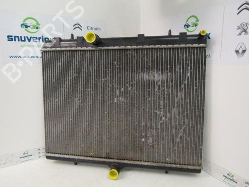 Used Water radiator Water radiator 10792209 10792209