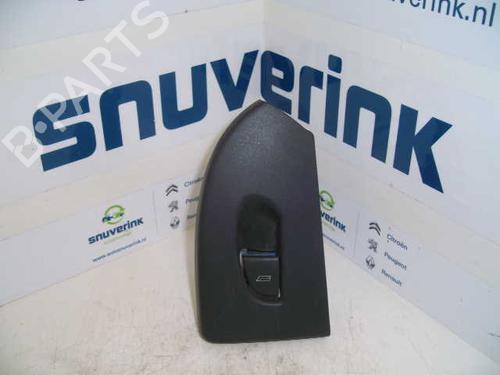 Used Switch RENAULT TWINGO I (C06_) 1.2 (C066, C068) (58 hp) 21110926