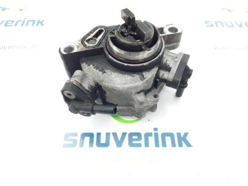 Used Vacuum pump CITROËN C3 II (SC_) 1.6 HDi (92 hp) 13193037