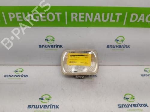Used Right headlight Right headlight RENAULT RAPID Box Body/MPV (F40_, G40_) 1.6 D (F404) (55 hp) 40576748 40576748