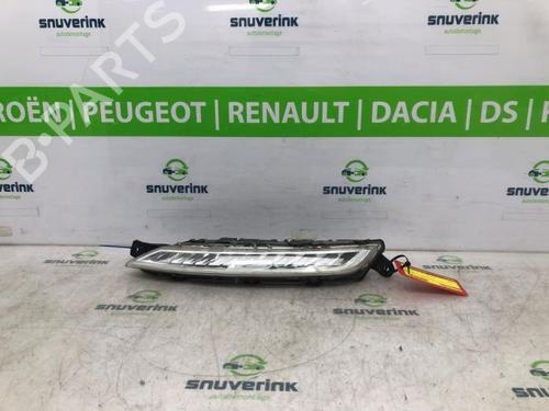left-daytime-light-citroen-c4-picasso-ii-2013-40582148 main image