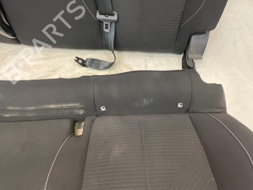 Rear seat PEUGEOT 308 III (FB_, FH_, FP_, F3_, FM_) PureTech 110 (FPHNPL) | BP29640800C17 