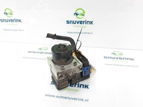 Used ABS pump ABS pump RENAULT TWINGO II (CN0_) 1.2 16V (CN04, CN0B) (75 hp) 40569479 40569479