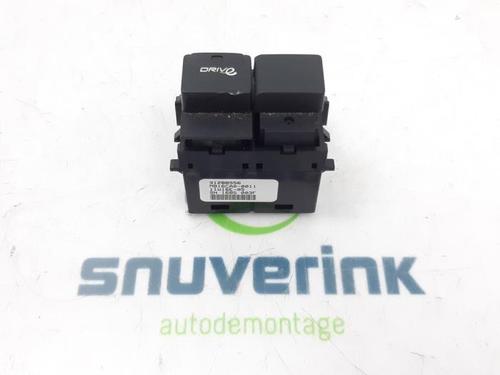 switch-volvo-v50-545-d2-31288556-31346451-2003-2004-2005-2006-2007-2008-2009-2010-2011-2012-22395520 main image