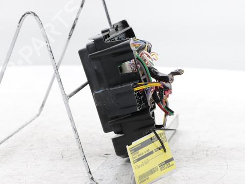 Fuse box RENAULT ARKANA I (LCM_, LDN_) 1.3 TCe 160 (LDN1) | BP33845880E1 - Image 9