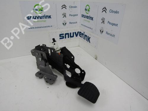 Used Break pedal Break pedal 24162906 24162906