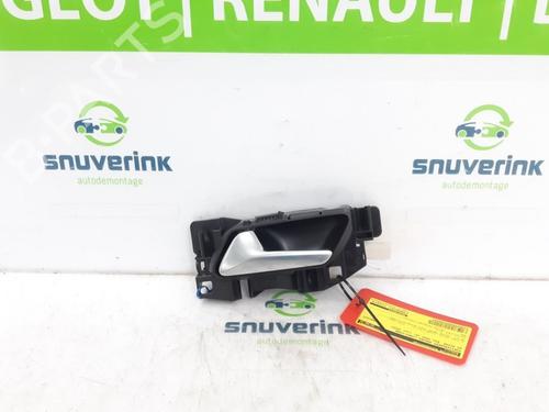 Venstre foran utvendig håndtak PEUGEOT 3008 II SUV (MC_, MR_, MJ_, M4_) 1.2 THP/ PureTech 130 (MRHNSM, MRHNSU, MRHNSJ, MRHNYW,... (131 hp) 18028487
