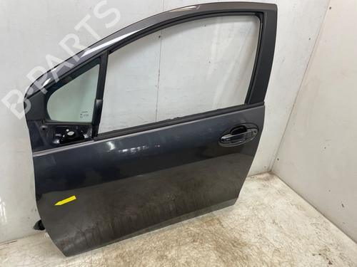 Left front door TOYOTA YARIS (_P13_) 1.5 Hybrid (NHP130_, NHP130) | BP31050289C2