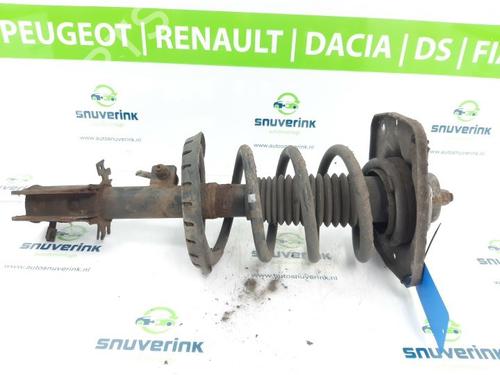 Used Left front shock absorber Left front shock absorber 15295136 15295136