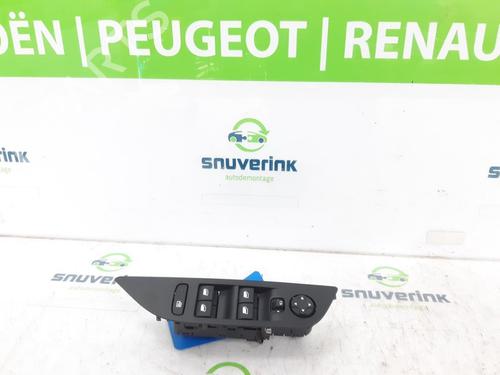 Used Switch Switch PEUGEOT 2008 II (UD_, US_, UY_, UJ_, UR_, UC_) 1.2 PureTech 100 (USHNK) (101 hp) 15796075 15796075