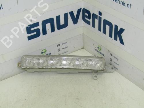 left-daytime-light-peugeot-108-2014-40576556 main image