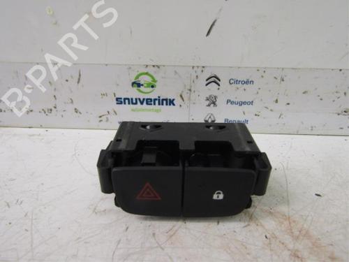 Used Warning switch Warning switch RENAULT TRAFIC III Van (FG_) 1.6 dCi 125 (FGMH) (125 hp) 40594824 40594824