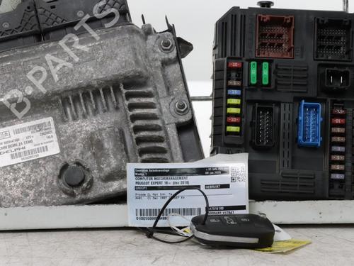 engine-control-unit-ecu-peugeot-expert-van-v_-2016-34562920 main image