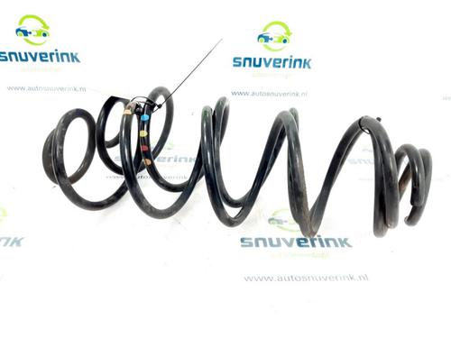 Used Shock absorber spring PEUGEOT 3008 II SUV (MC_, MR_, MJ_, M4_) 1.2 THP/ PureTech 130 (MRHNSM, MRHNSU, MRHNSJ, MRHNYW,... (131 hp) 25526856