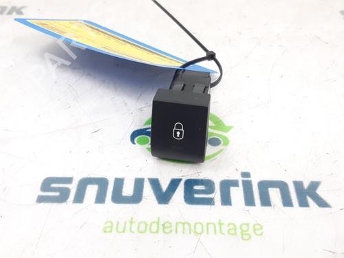 Used Switch PEUGEOT 3008 I MPV (0U_) 1.6 VTi (120 hp) 11199243