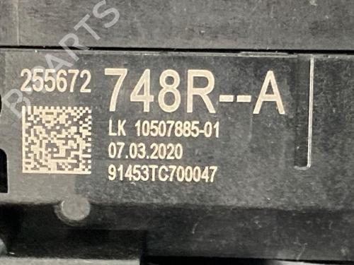 steering-column-stalk-renault-clio-v-b7_-2019-40084077 main image