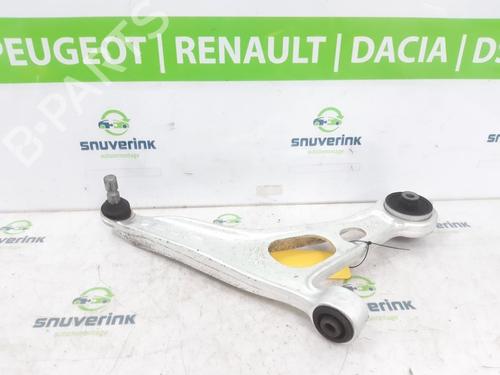 Used Right front suspension arm RENAULT AUSTRAL E-TECH 200 Hybrid (HGM2) (199 hp) 24841069