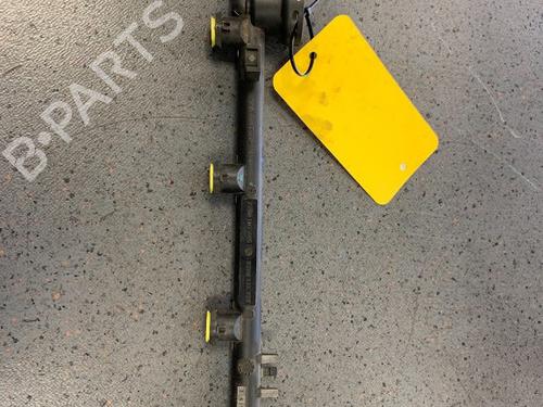 Used Injection rail RENAULT SCÉNIC II (JM0/1_) 2.0 (JM05, JM0U, JM1N, JM1U, JM2V) (135 hp) 28288408