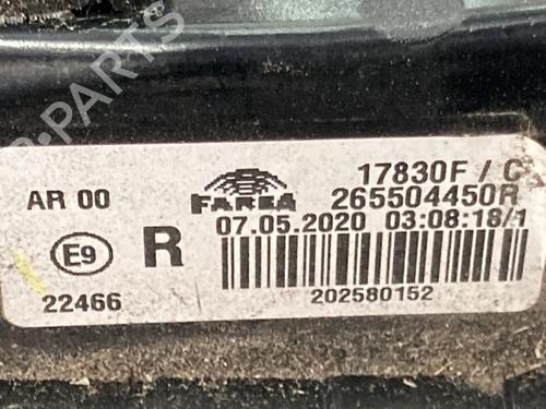 right-taillight-renault-clio-v-b7_-2019-40266087 main image