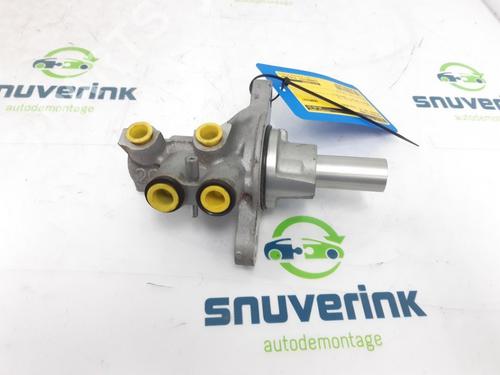 Used Brake master cylinder Brake master cylinder 23122547 23122547
