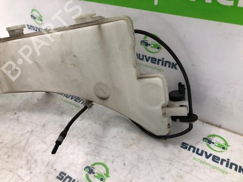 Windscreen washer tank PEUGEOT 3008 II SUV (MC_, MR_, MJ_, M4_) 1.2 THP/ PureTech 130 (MRHNSM, MRHNSU, MRHNSJ, MRHNYW,... | BP19147893C113 