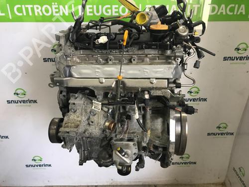 engine-renault-megane-iv-hatchback-b9amn_-2015-25828903 main image