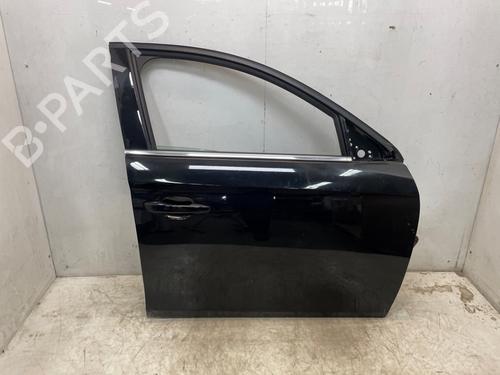 Used Right front door Right front door 23645969 23645969