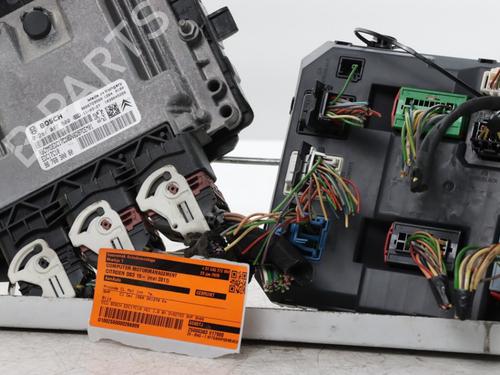 engine-control-unit-ecu-citroen-ds3-sa_-2009-2010-2011-2012-2013-2014-2015-2016-34563790 main image