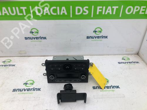 Used Radio RENAULT TWINGO III (BCM_, BCA_) 1.0 SCe 70 (BCMB) (69 hp) 19068290