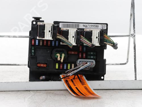 Used Fuse box Fuse box CITROËN C3 II (SC_) 1.4 VTi 95 (95 hp) 36702001 36702001