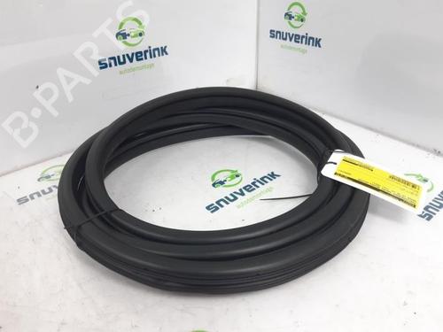 Used Rubber door seal Rubber door seal MAZDA CX-30 (DM) e-SKYACTIV-X M Hybrid (186 hp) 40574321 40574321
