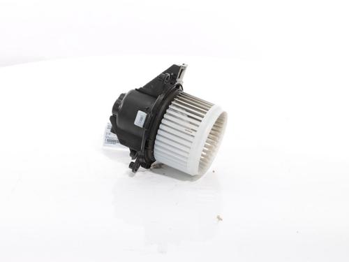 Heater blower motor PEUGEOT 5008 II (MC_, MJ_, MR_, M4_) 1.2 THP (MRHNYH, MRHNYW, MRHNSJ, MRHNSU, MRHNSM) | BP27093196M62 