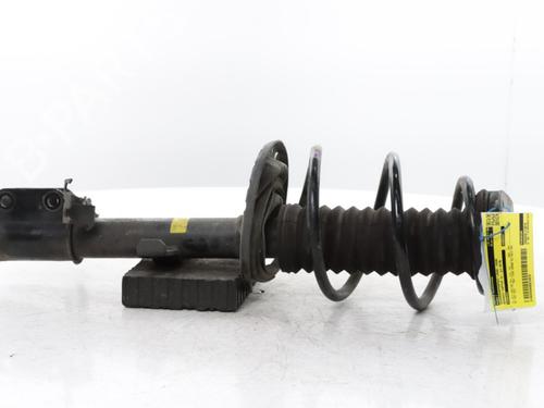 Used Left front shock absorber Left front shock absorber RENAULT CAPTUR I (J5_, H5_) 1.3 TCe 130 (J5NJ, J5NE) (131 hp) 33874575 33874575