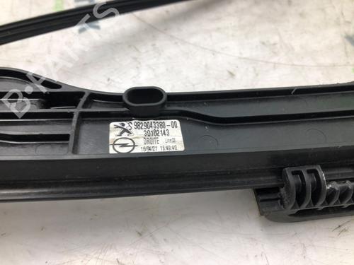 Front right window mechanism PEUGEOT 208 II (UB_, UP_, UW_, UJ_) 1.2 PureTech 100 | BP21112484C23 