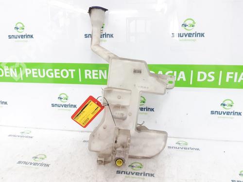 Used Windscreen washer tank Windscreen washer tank CITROËN C5 III (RD_) 2.0 HDi (RDRHD8, RDRHDJ, RDRHR8, RDRHRJ) (136 hp) 11199250 11199250