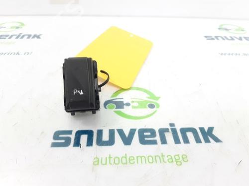 Used Switch RENAULT CLIO IV Grandtour (KH_) 1.5 dCi 90 (KHN3, KHN4) (90 hp) 24163922