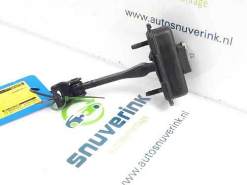 Used Hinge/Door check strap PEUGEOT 208 I (CA_, CC_) 1.2 VTI 82 (82 hp) 17027274