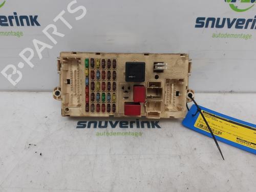Used Fuse box PEUGEOT BOXER Van 2.2 HDi 100 (101 hp) 21599668