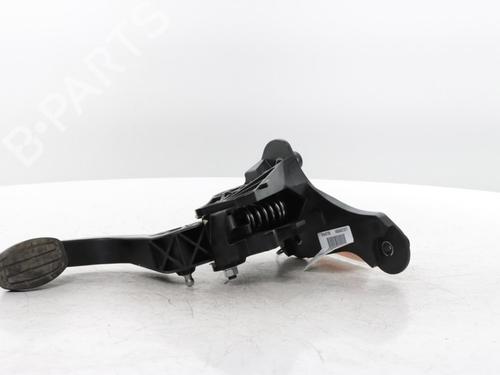 Used Clutch pedal Clutch pedal CITROËN C3 IV (CC_, CB_) 1.2 PureTech 100 (CCHPV4) (101 hp) 33935161 33935161