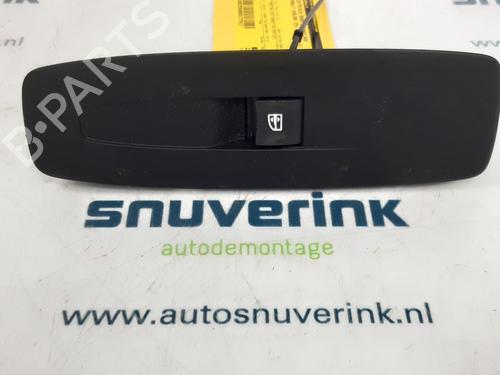 Used Switch RENAULT KADJAR (HA_, HL_) 1.3 TCe 140 (HLNB, HLN1) (140 hp) 17122314